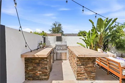 $1,299,000 | 6051 Kimberly Drive, Huntington Beach, CA 92647