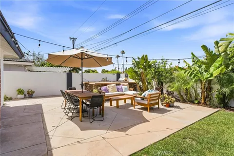 $1,299,000 | 6051 Kimberly Drive, Huntington Beach, CA 92647