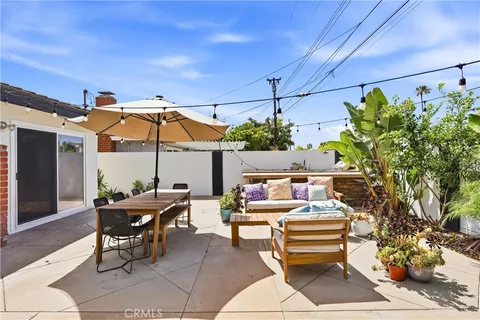 $1,299,000 | 6051 Kimberly Drive, Huntington Beach, CA 92647