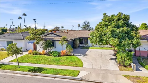 $1,299,000 | 6051 Kimberly Drive, Huntington Beach, CA 92647
