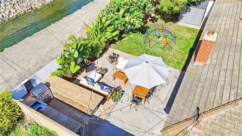 $1,299,000 | 6051 Kimberly Drive, Huntington Beach, CA 92647