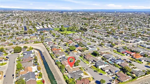 $1,299,000 | 6051 Kimberly Drive, Huntington Beach, CA 92647