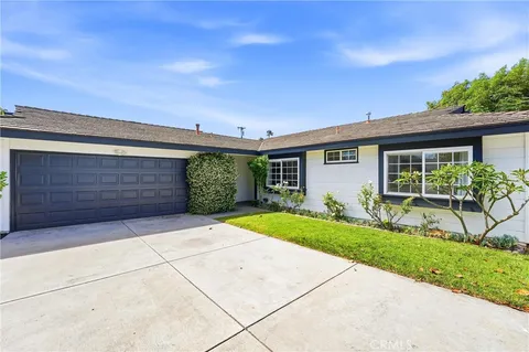 $1,299,000 | 6051 Kimberly Drive, Huntington Beach, CA 92647