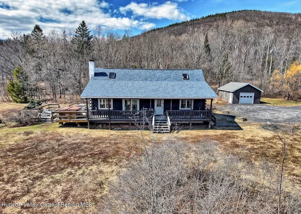 $599,900 | 513 County Road 10, Windham, NY 12496