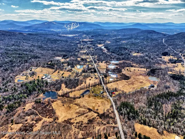 $599,900 | 513 County Road 10, Windham, NY 12496