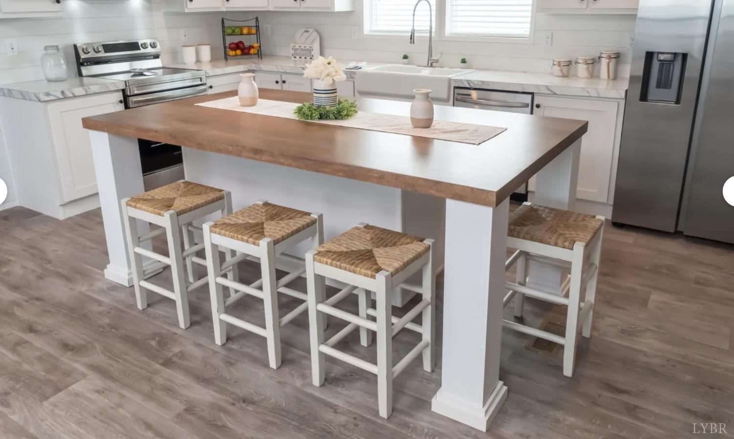 2125 Walnut Hollow Road Lynchburg, VA 24503 - Photo 4 of 13