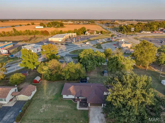 $194,900 | 35 Zbinden Lane, Highland, IL 62249