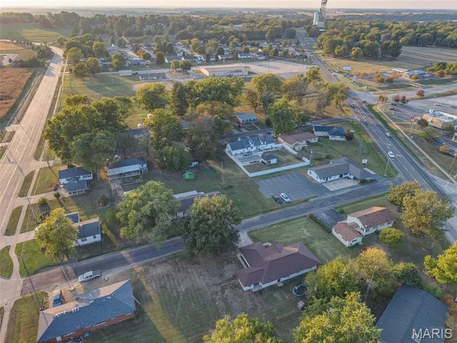 $194,900 | 35 Zbinden Lane, Highland, IL 62249