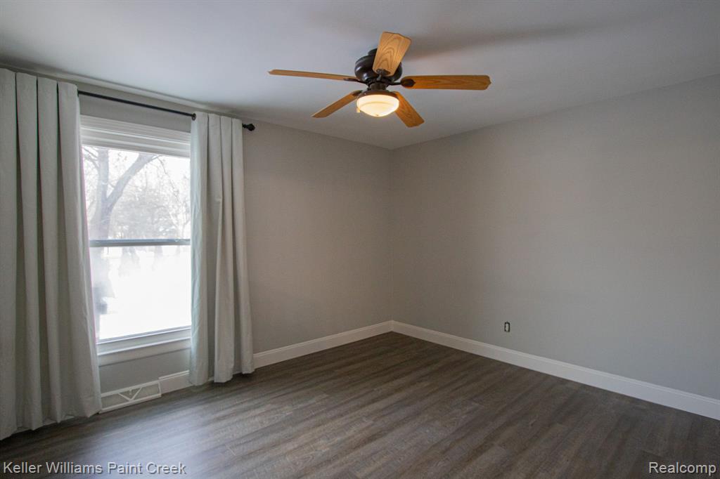 36495 Ryan Road Sterling Heights, MI 48310 - Photo 12 of 29