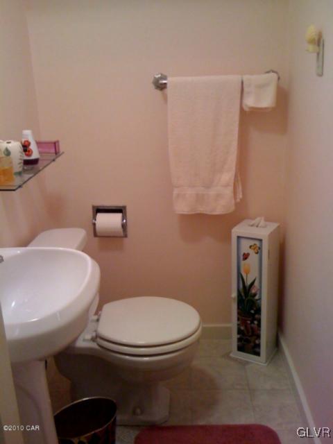 4707 Timberline Road Walnutport, PA 18088 - Photo 9 of 24 Gallery Image 9