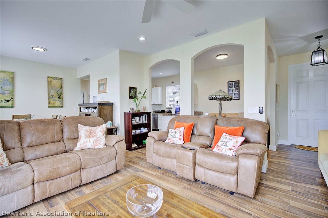 37 Ben Hill Griffin Road Venus, FL 33960 - Photo 4 of 41