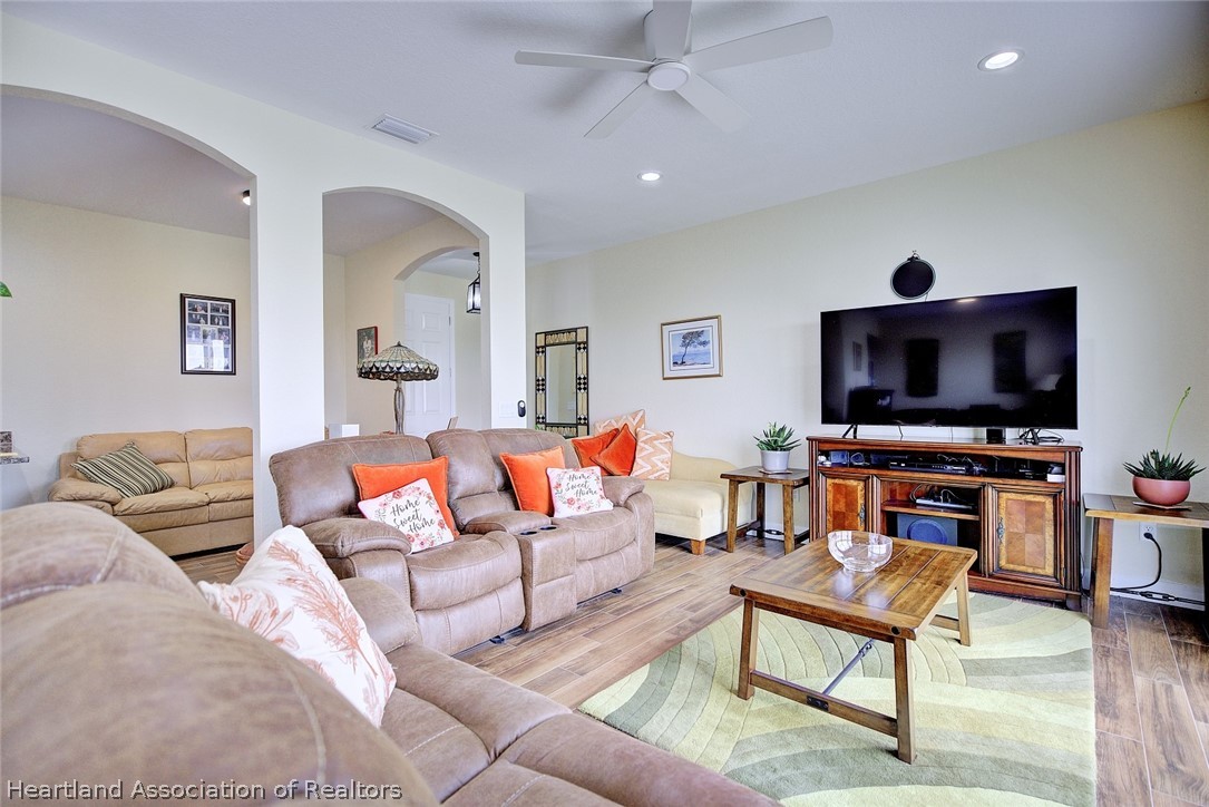 37 Ben Hill Griffin Road Venus, FL 33960 - Photo 6 of 41
