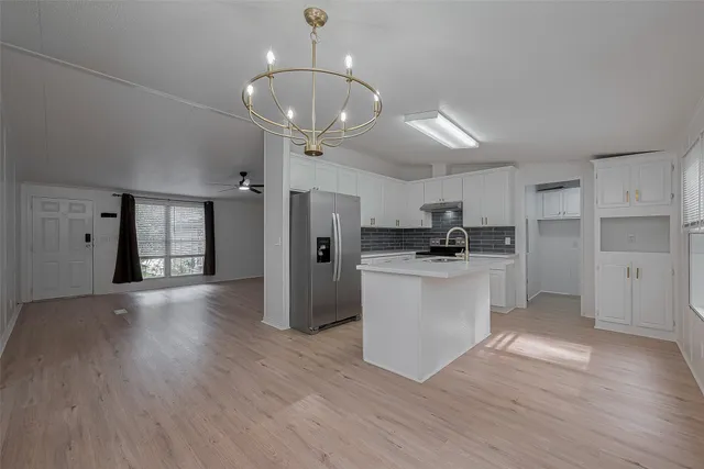 $1,600 | 16282 Wild Oak Lane, Conroe, TX 77302