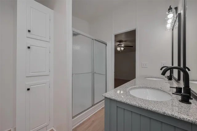 $1,600 | 16282 Wild Oak Lane, Conroe, TX 77302