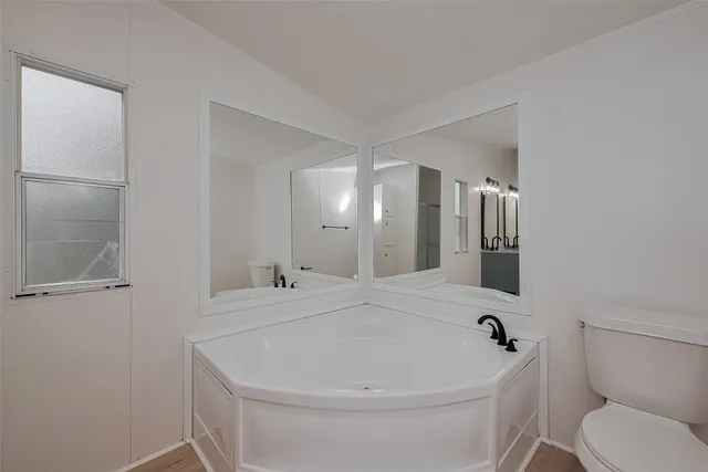 $1,600 | 16282 Wild Oak Lane, Conroe, TX 77302