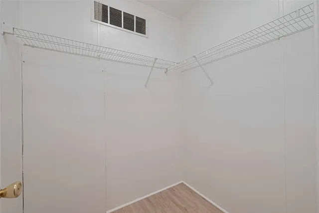 $1,600 | 16282 Wild Oak Lane, Conroe, TX 77302