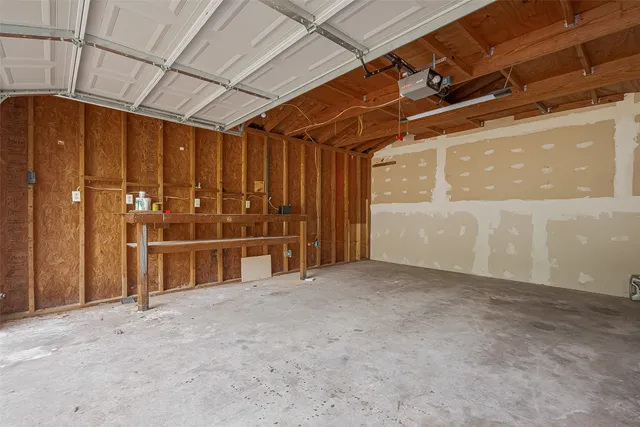 $1,600 | 16282 Wild Oak Lane, Conroe, TX 77302