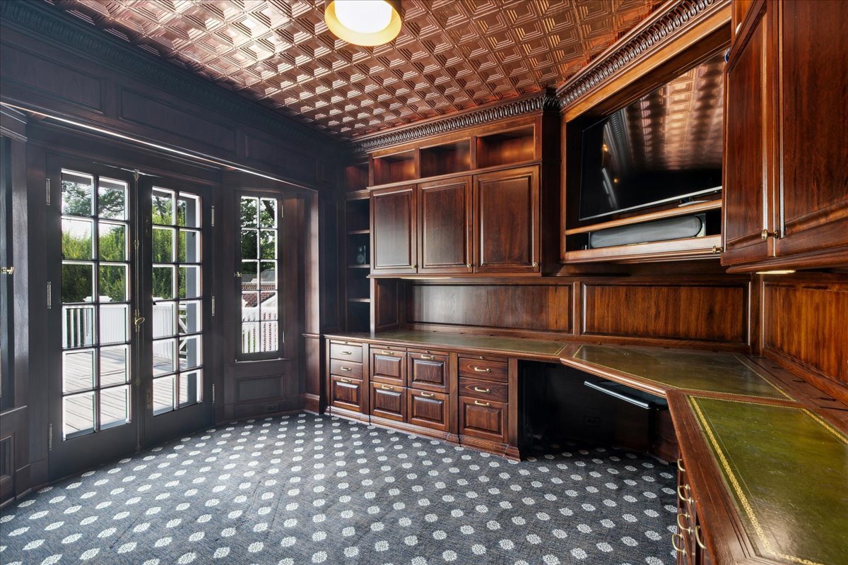 126 Hazel Avenue Glencoe, IL 60022 - Photo 25 of 44 a kitchen with granite countertop a refrigerator and a stove