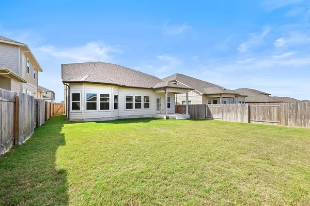 $2,295 | 631 Wild Spur Lane, Liberty Hill, TX 78642