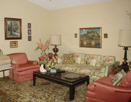10192 Camelback Lane Boca Raton, FL 33498 - Photo 4 of 10 Additional Photo