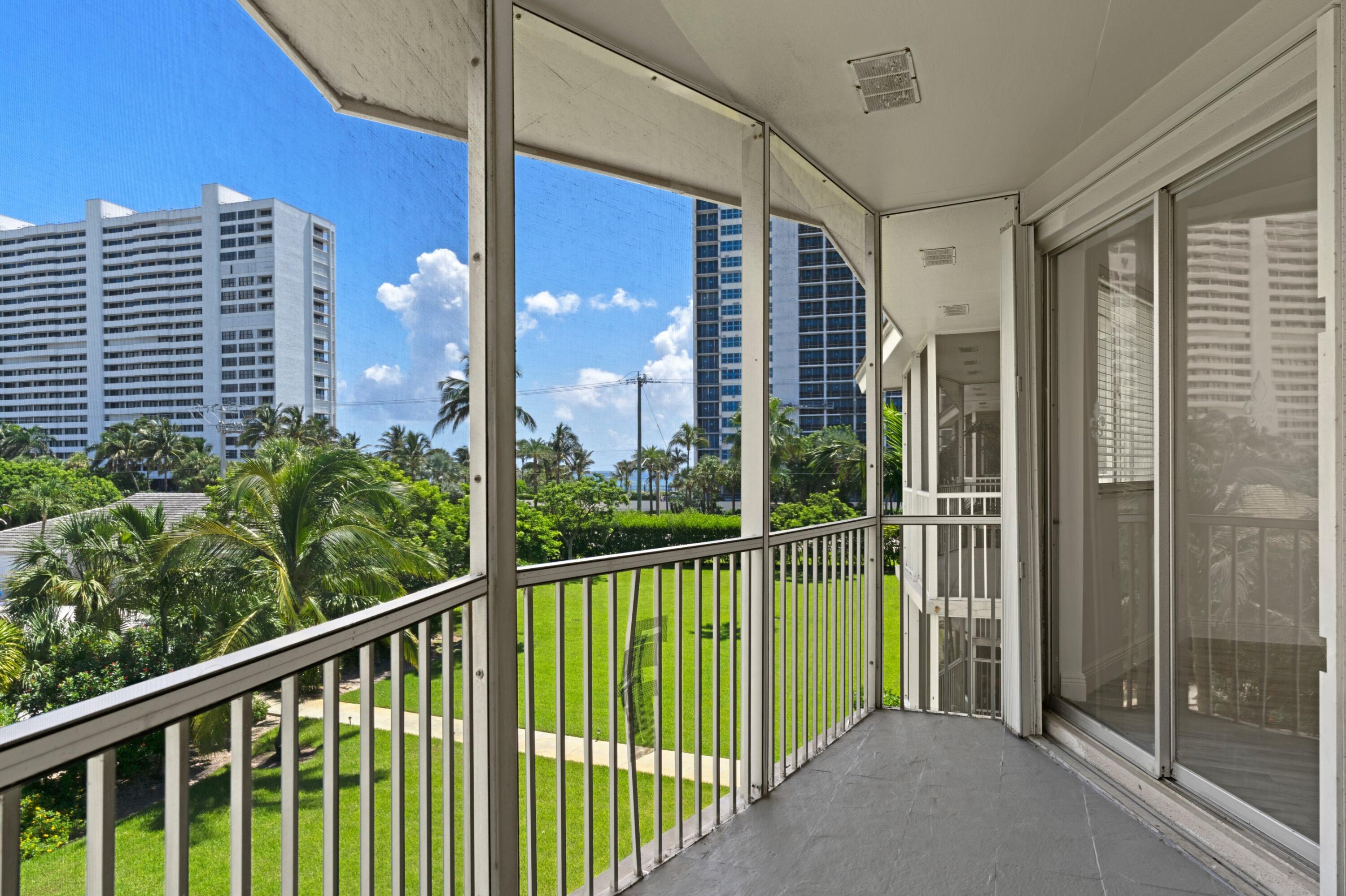 2760 Banyan Road, Unit 32 Boca Raton, FL 33432 - Photo 4 of 27 Balcany View
