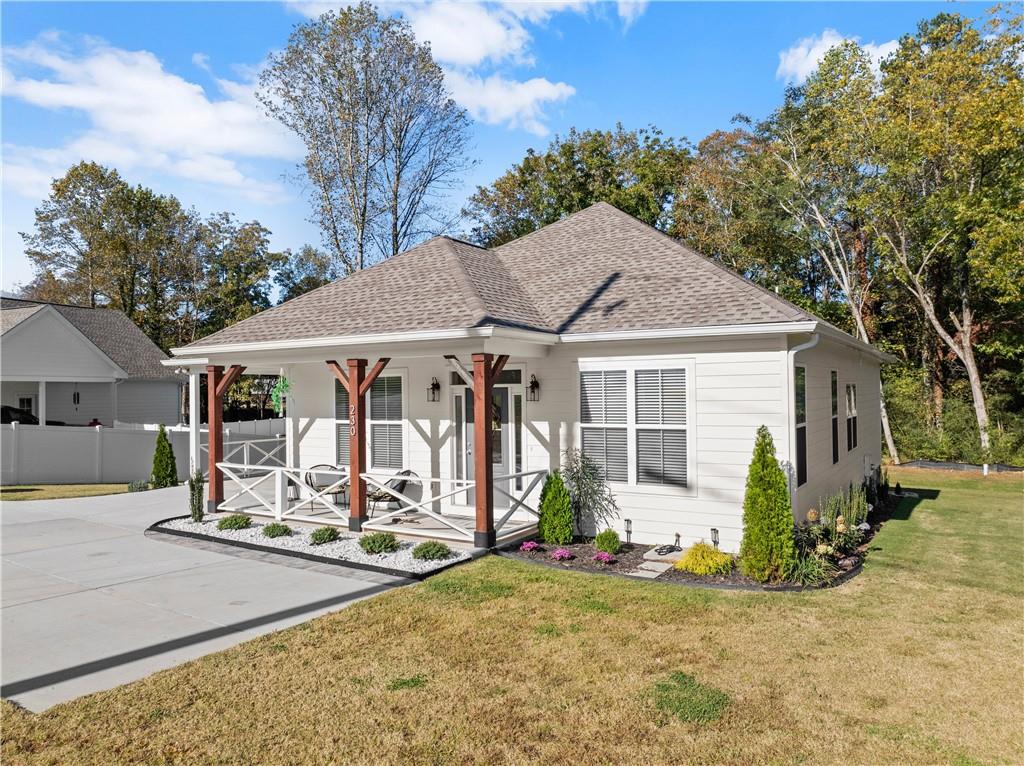 230 Campbell Street Cleveland, GA 30528 - Photo 5 of 37 a view of a house with backyard