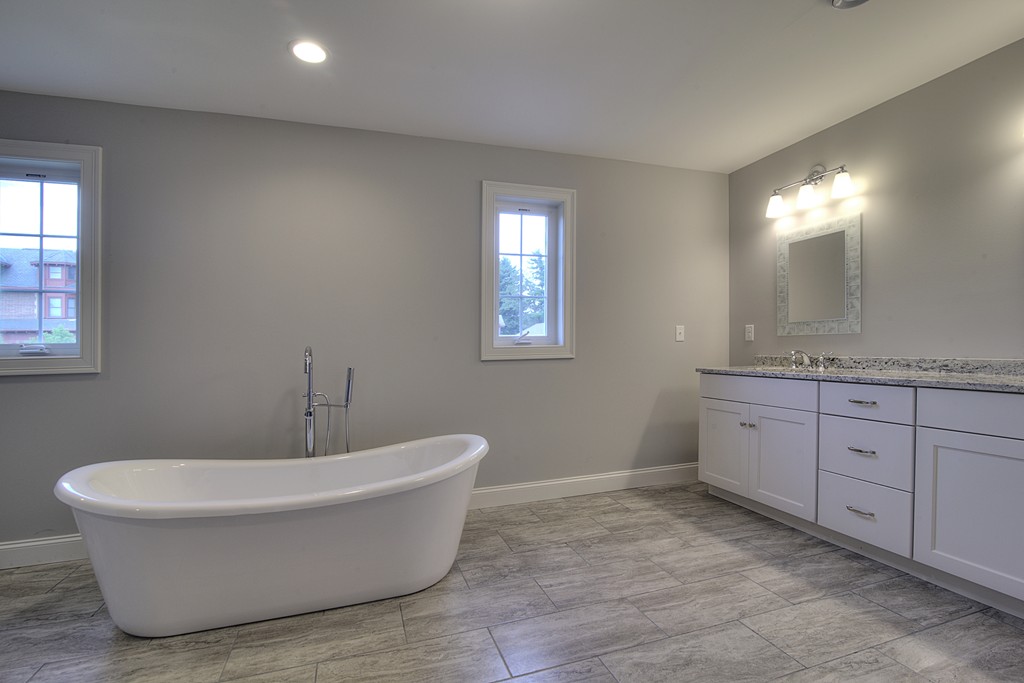 107 Campion Road North Andover, MA 01845 - Photo 18 of 25 Gallery Image 18