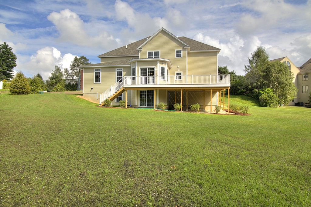 107 Campion Road North Andover, MA 01845 - Photo 22 of 25 Gallery Image 22