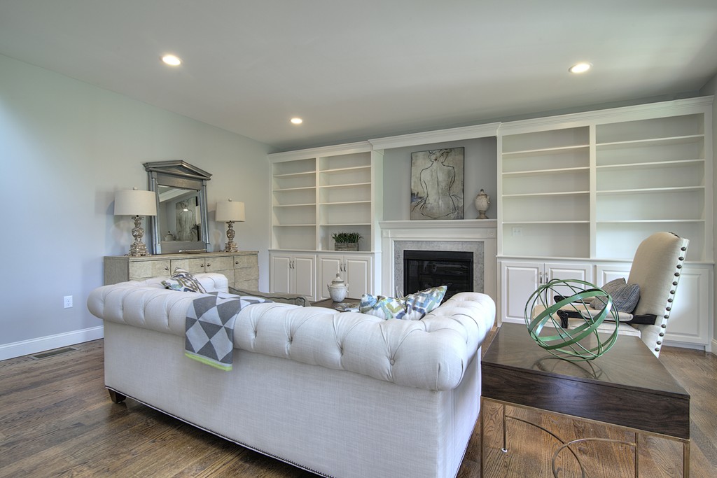 107 Campion Road North Andover, MA 01845 - Photo 6 of 25 Gallery Image 6