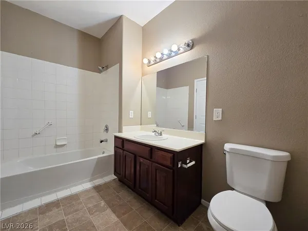 $1,690 | 9303 Gilcrease Avenue, Unit 1241, Las Vegas, NV 89149