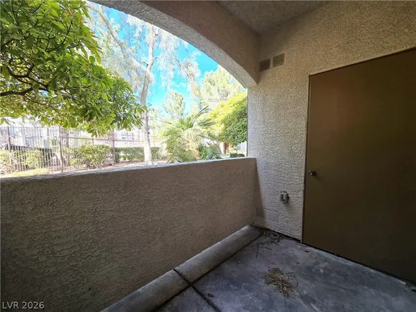 $1,690 | 9303 Gilcrease Avenue, Unit 1241, Las Vegas, NV 89149