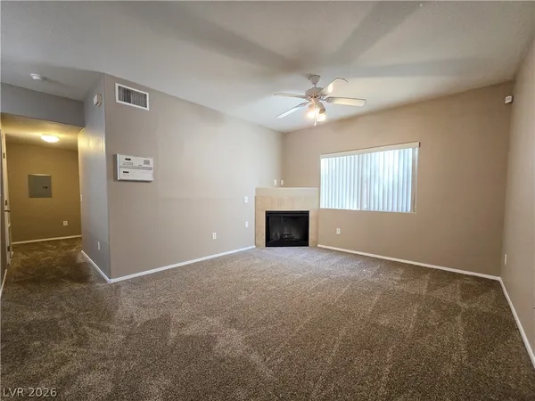 $1,690 | 9303 Gilcrease Avenue, Unit 1241, Las Vegas, NV 89149