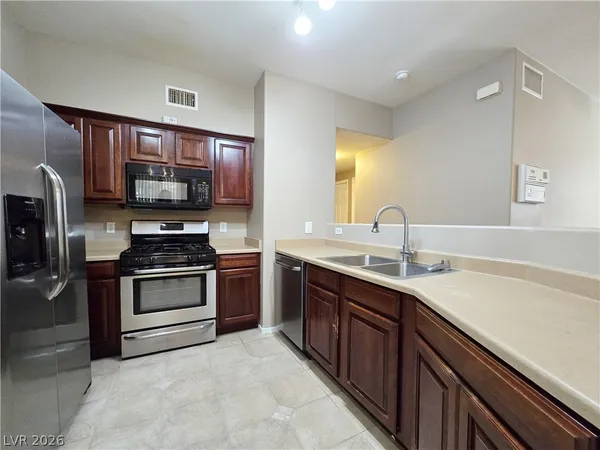 $1,690 | 9303 Gilcrease Avenue, Unit 1241, Las Vegas, NV 89149