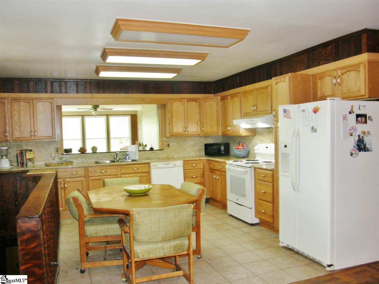 120 Gintomo Road Cleveland, SC 29635 - Photo 4 of 34