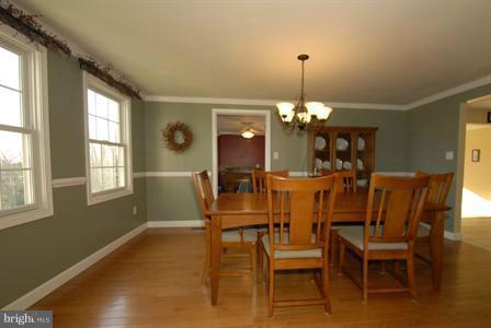 5713 South Renn Road Frederick, MD 21703 - Photo 11 of 30 Dining Room