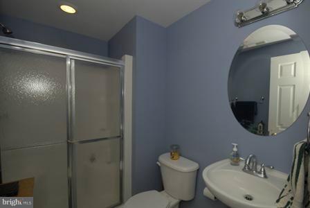 5713 South Renn Road Frederick, MD 21703 - Photo 13 of 30 Bath