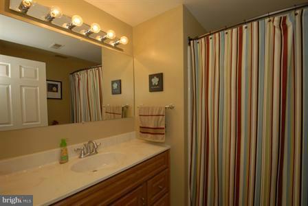 5713 South Renn Road Frederick, MD 21703 - Photo 21 of 30 Bath