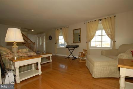 5713 South Renn Road Frederick, MD 21703 - Photo 4 of 30 Interior (General)
