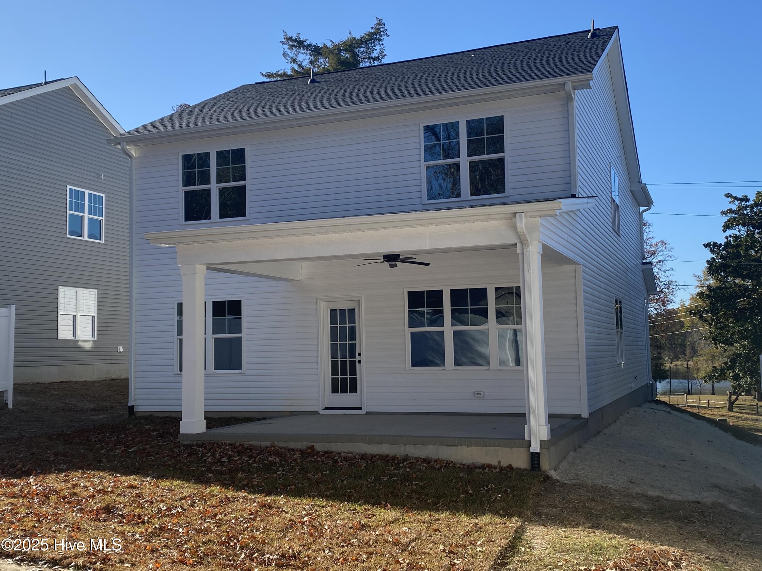 410 Summit Street Aberdeen, NC 28315 - Photo 3 of 22 IMG_9664