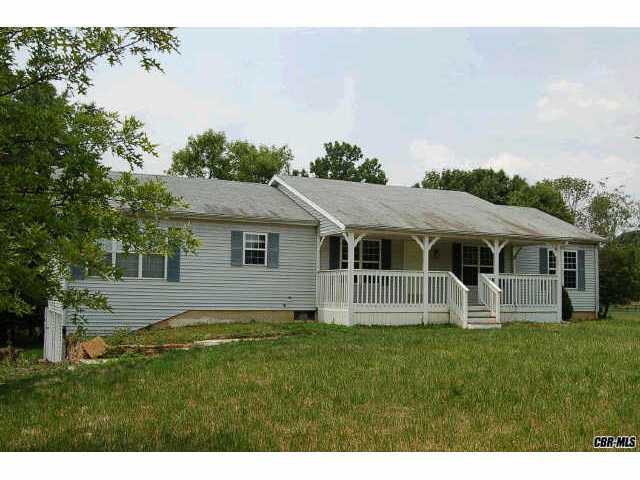 6096 Gale Road Southwest Pataskala, OH 43062 - Photo 2 of 2