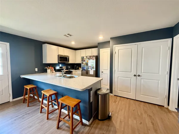 $229,900 | 216 Bennett Street, Angleton, TX 77515