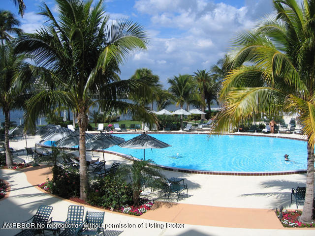 44 Cocoanut Row, Unit 323B Palm Beach, FL 33480 - Photo 2 of 4 a view of outdoor space and yard