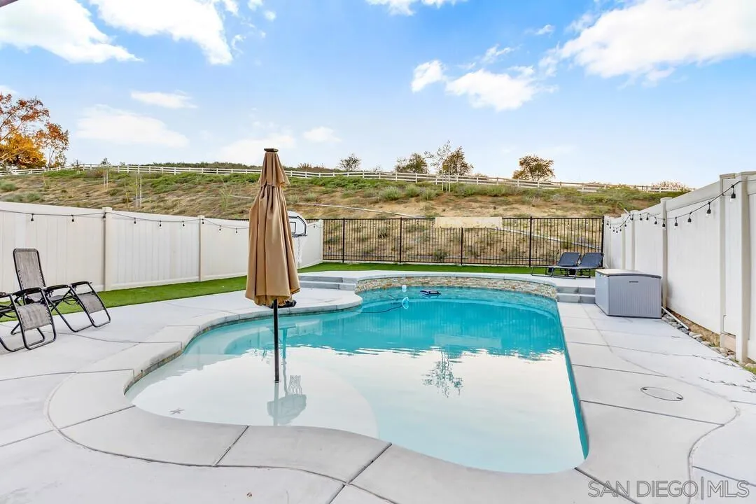 5446 Meridian Place Bonsall, CA 92003 - Photo 25 of 34 Gallery Image 25