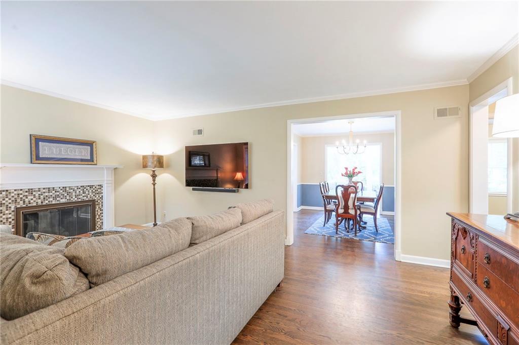 5401 Canterbury Road Fairway, KS 66205 - Photo 9 of 43