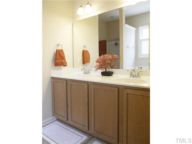 14334 Foxcroft Road Raleigh, NC 27614 - Photo 13 of 21 Gallery Image 13