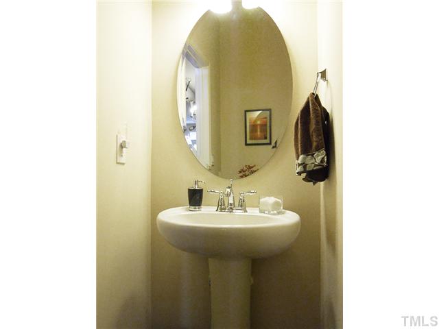 14334 Foxcroft Road Raleigh, NC 27614 - Photo 2 of 21 Gallery Image 2