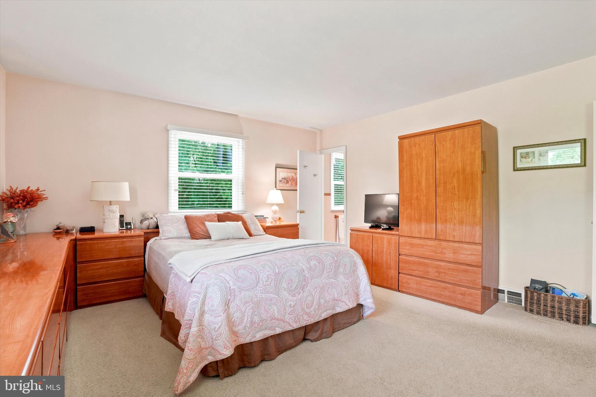 627 Meadow Road Huntingdon Valley, PA 19006 - Photo 26 of 34