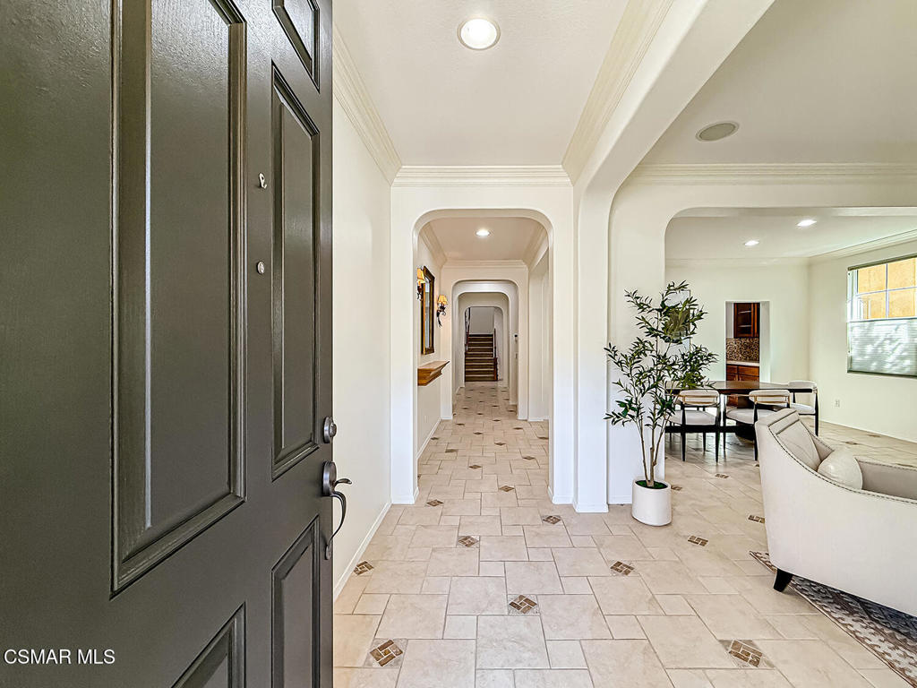 4224 Shawnee Street Moorpark, CA 93021 - Photo 3 of 42