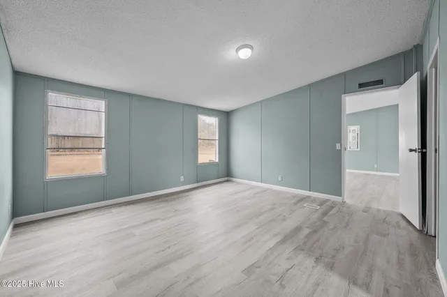 $210,000 | 1056 East Wards Bridge Road, Kenansville, NC 28349