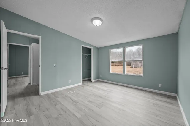 $210,000 | 1056 East Wards Bridge Road, Kenansville, NC 28349